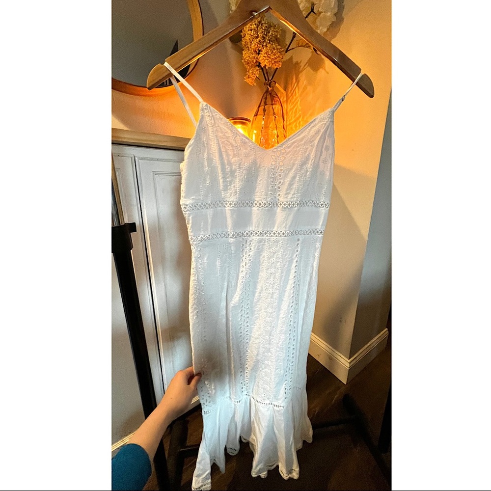 White Lace Bodycon Midi Dress